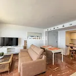 President B6 Apartment